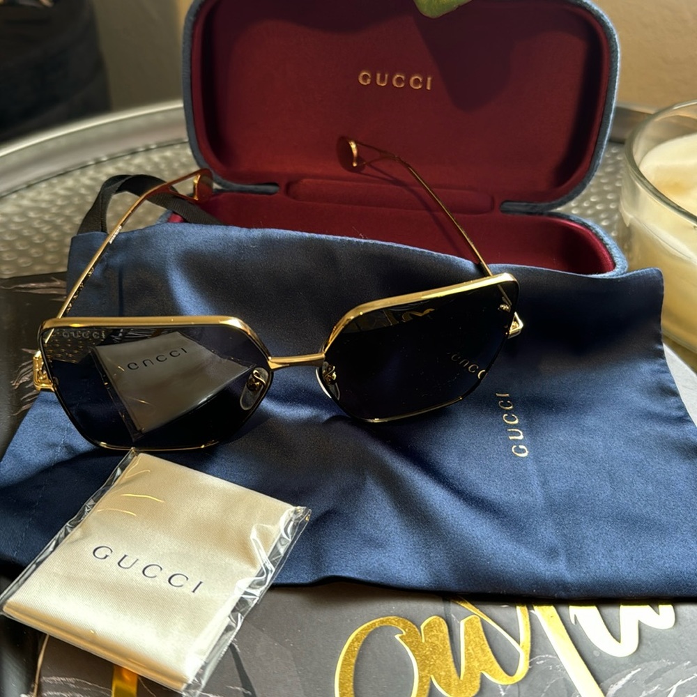 gorgeous Gucci sunglasses